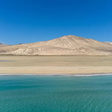 Home2book Luxury Pool & Terrace, كوراليهو