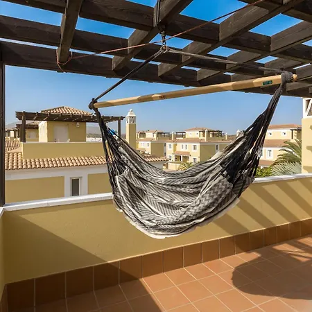 Home2book Luxury Pool & Terrace, فيلة كوراليهو