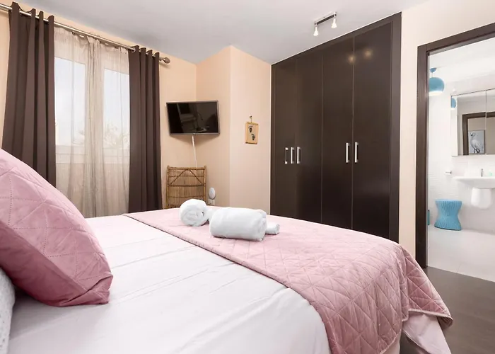 فيلة Home2book Luxury Pool & Terrace, كوراليهو