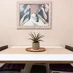 Home2book Luxury Pool & Terrace, Villa *