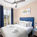 Home2book Luxury Pool & Terrace, Villa
