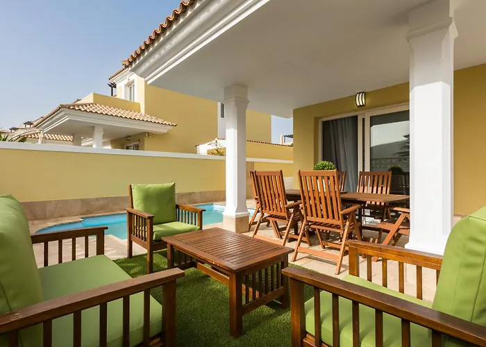 Home2book Luxury Pool & Terrace,